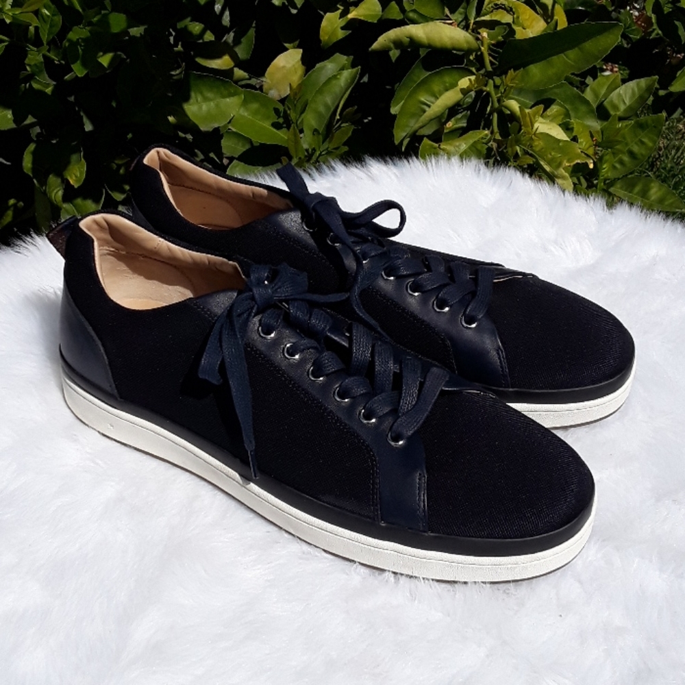 GEORGE BROWN BILT SNEAKERS NWOB